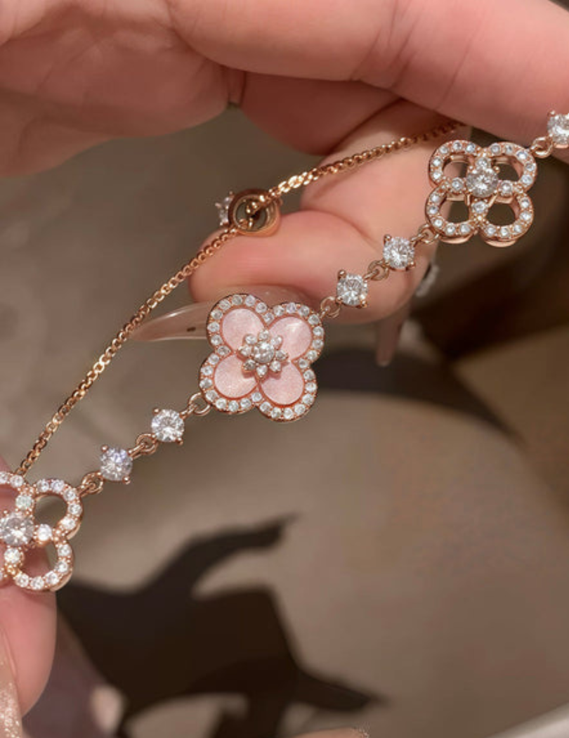 Sakura Cleef Bracelet