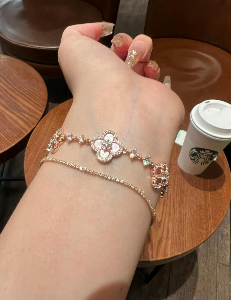 Sakura Cleef Bracelet
